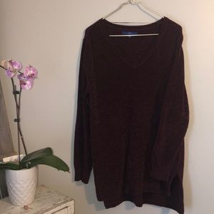 Maroon sweater